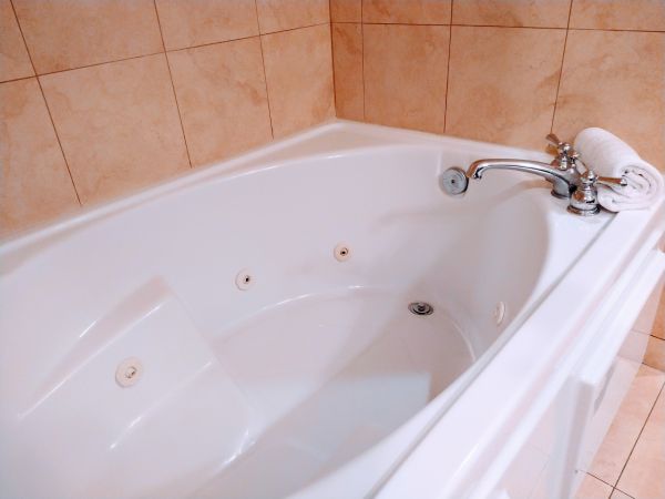 Acrylic Tub Installation in Sunbury