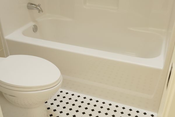 Fiberglass Tub Replacement in Sunbury